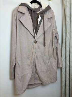 NWT Hem & Thread Hooded Jacket